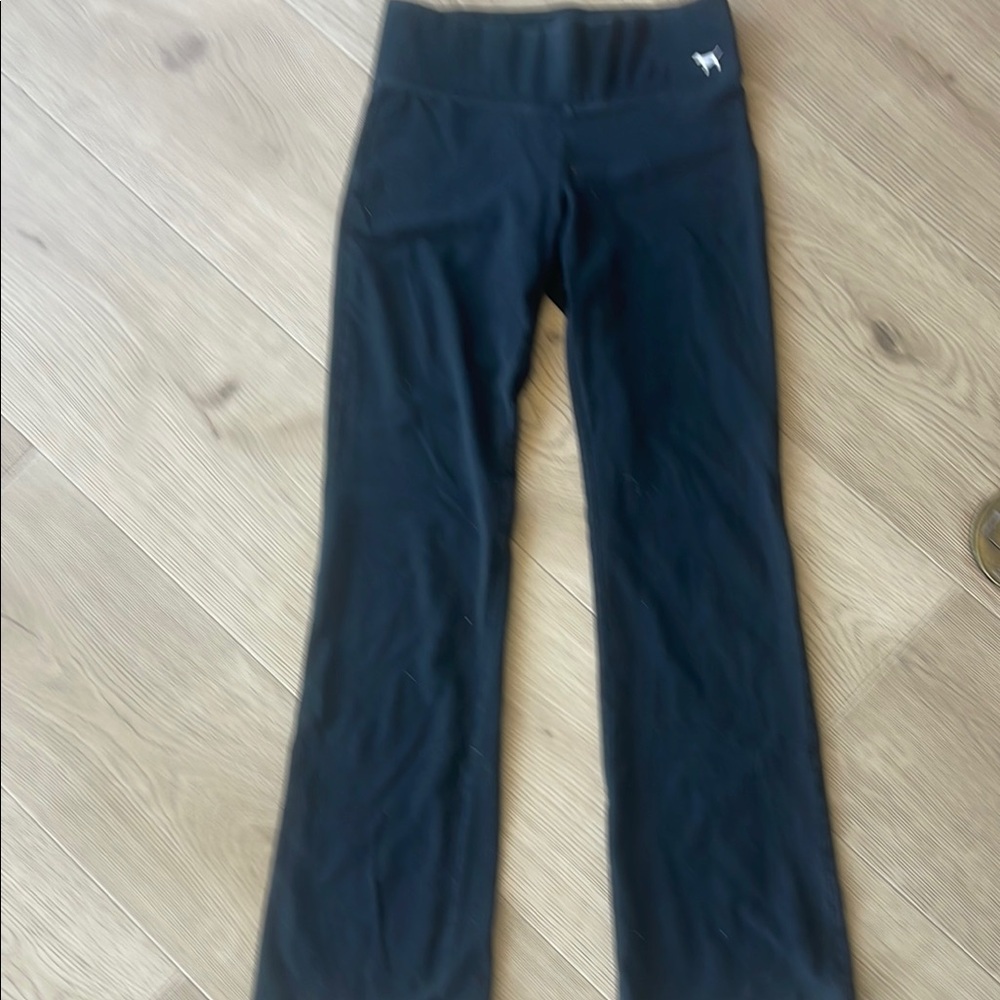 PINK Victoria's Secret Black Leggings with Stretchy Fit